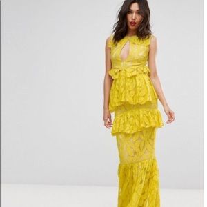 Wedding Guest or Dinner Perhaps. Turn heads!!!